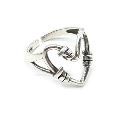 2021 Punk Ancient Hollow Heart Ring Chain Thorns Entanglement Rings Love Women Girls Wedding Hip-hop Jewelry Party Gift