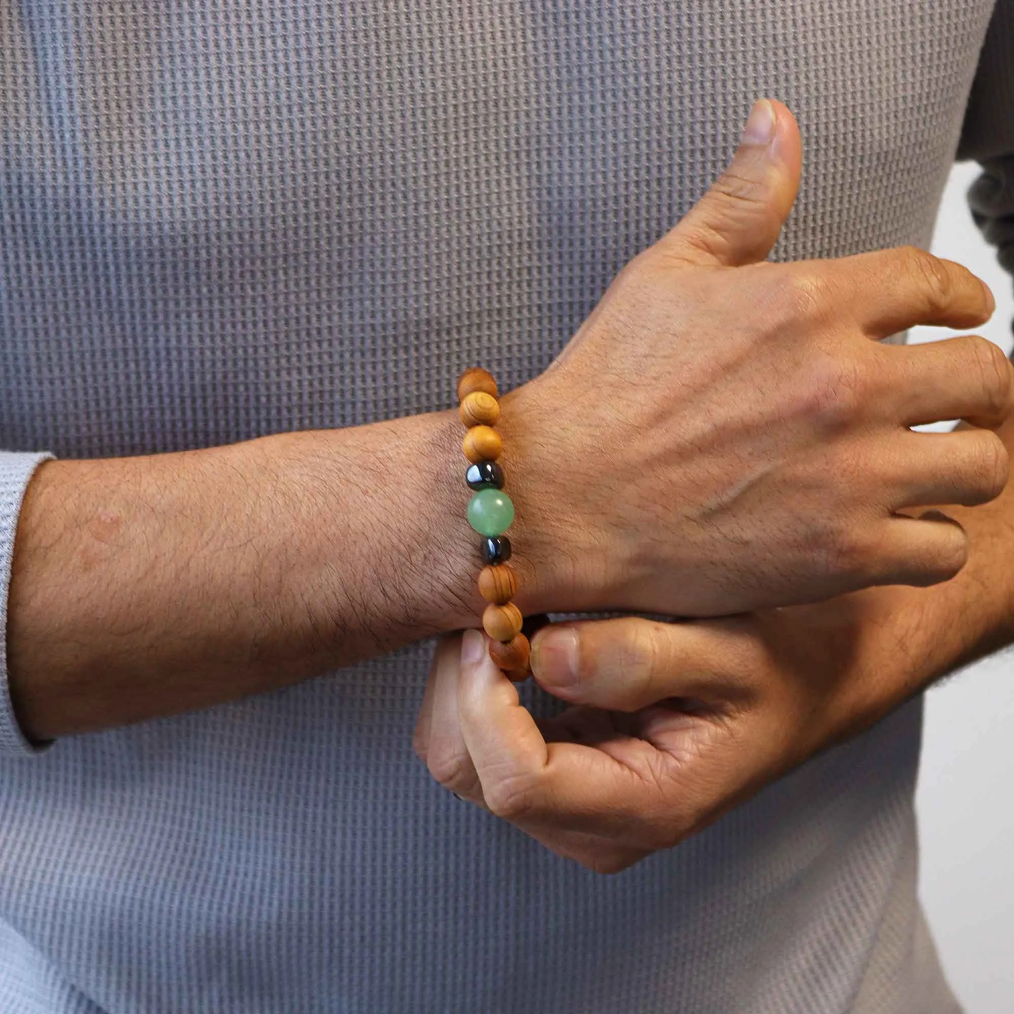 Adventurine Gemstone Cedarwood Bracelet - Sacral Chakra