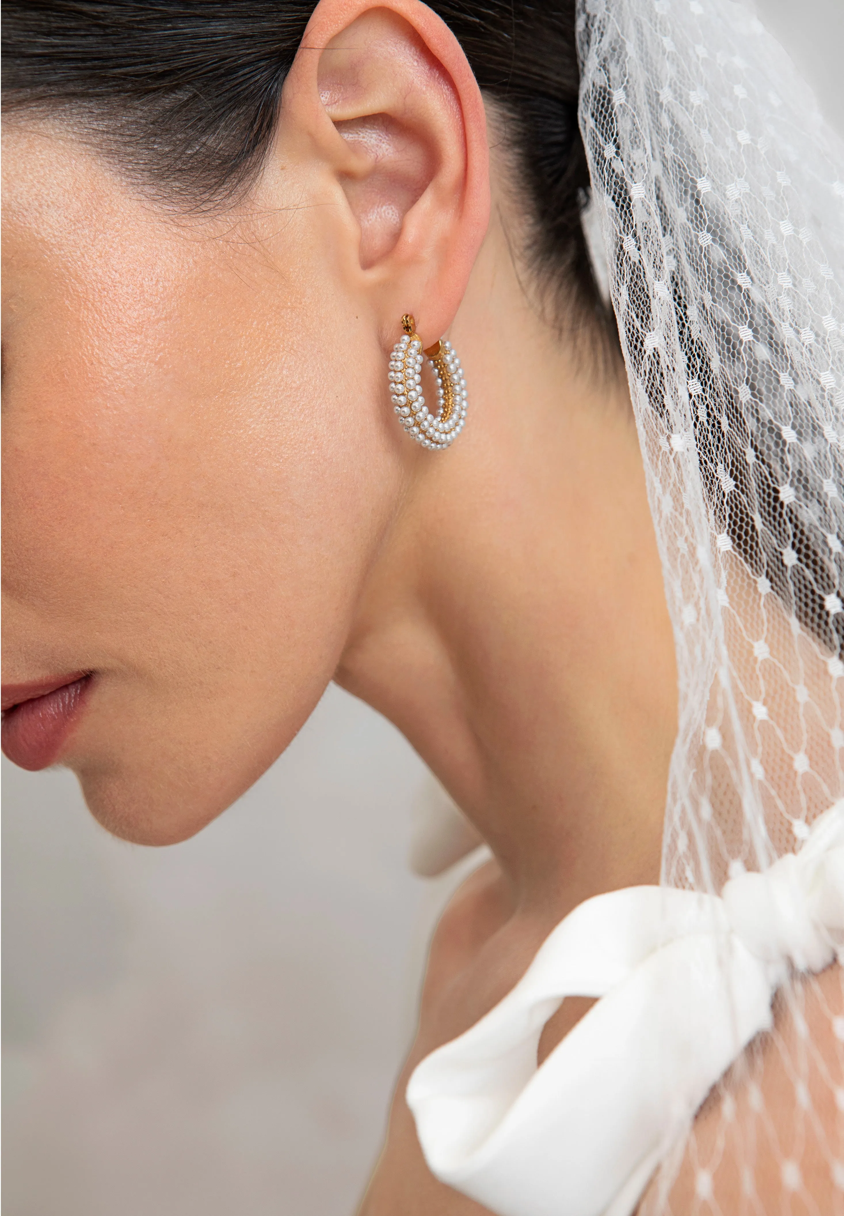 Ari Earrings
