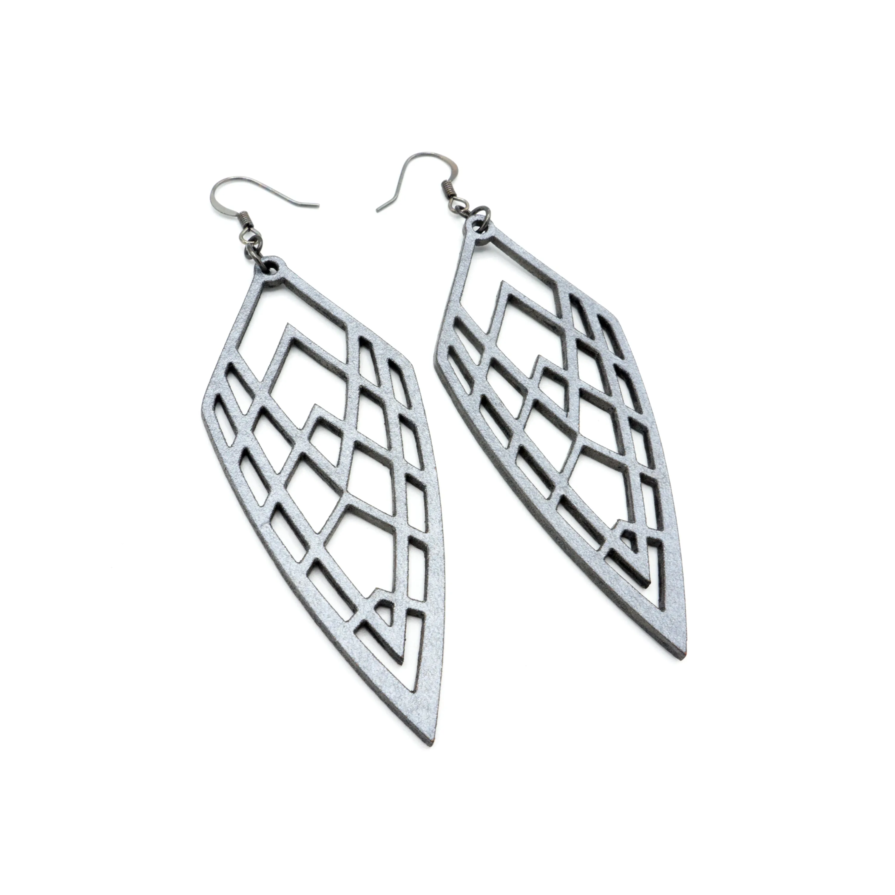 Arrowhead 01 [L] // Leather Earrings - Silver