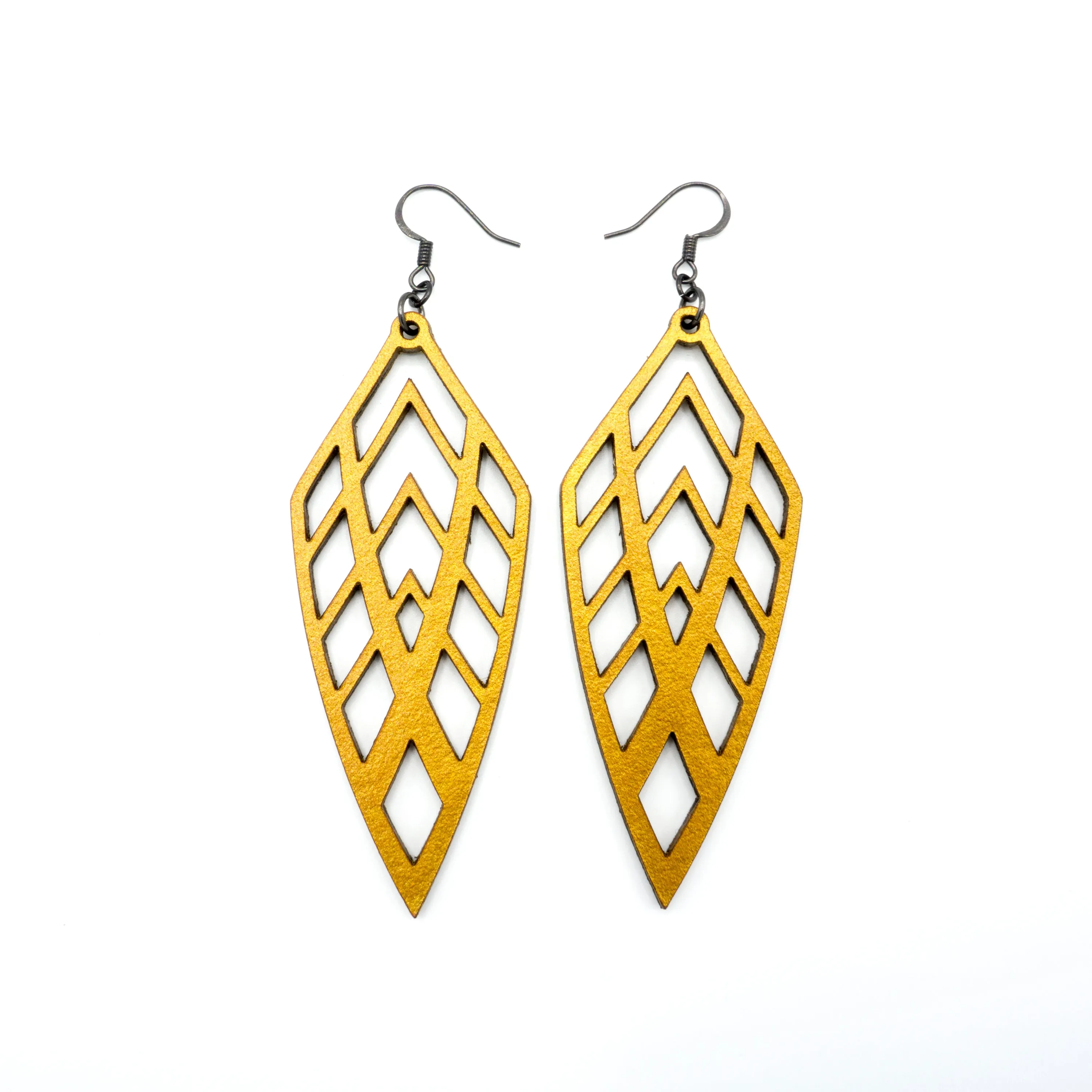 Arrowhead 02 [L] // Leather Earrings - Gold