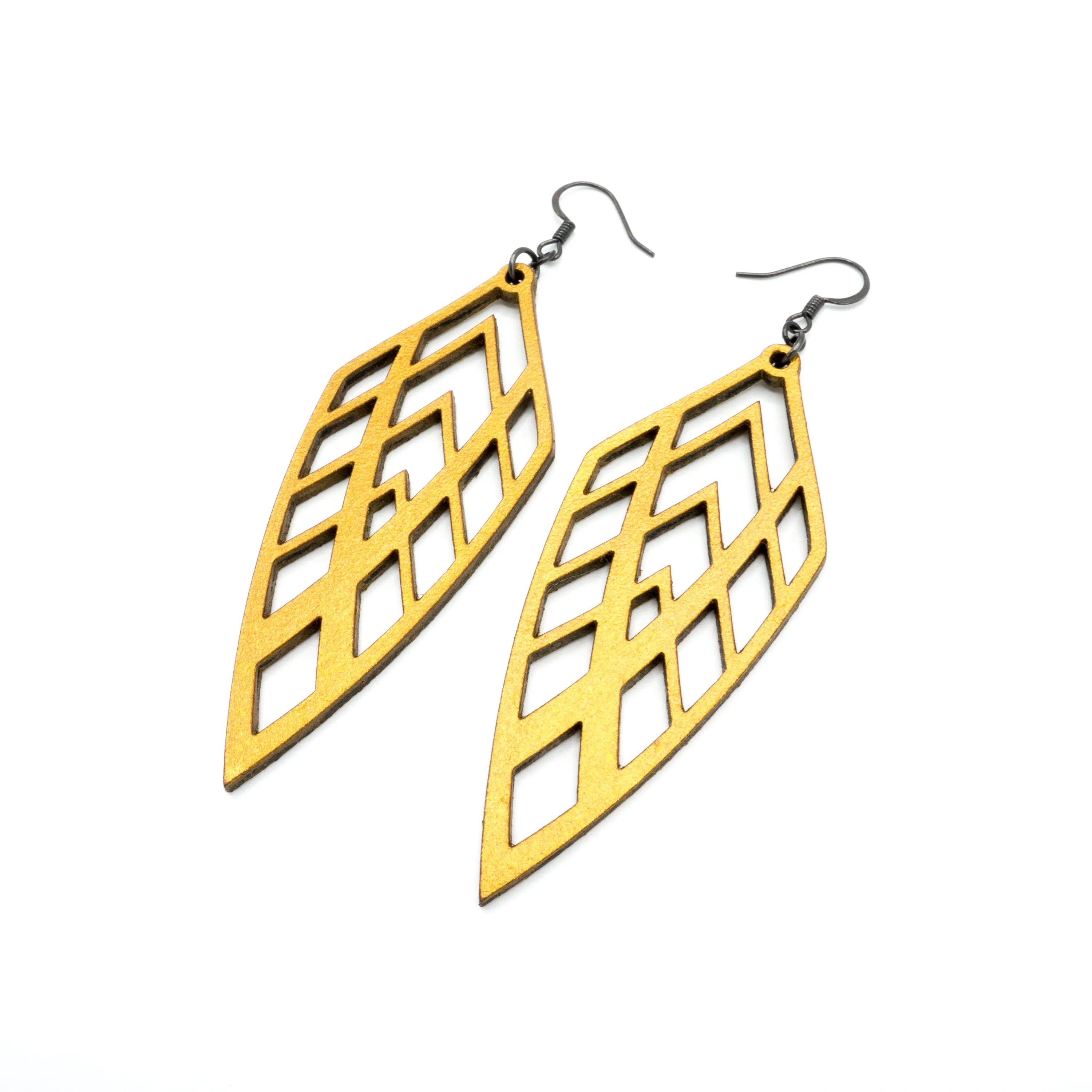 Arrowhead 02 [L] // Leather Earrings - Gold