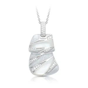 Belle Etoile Palazzo Pendant - White