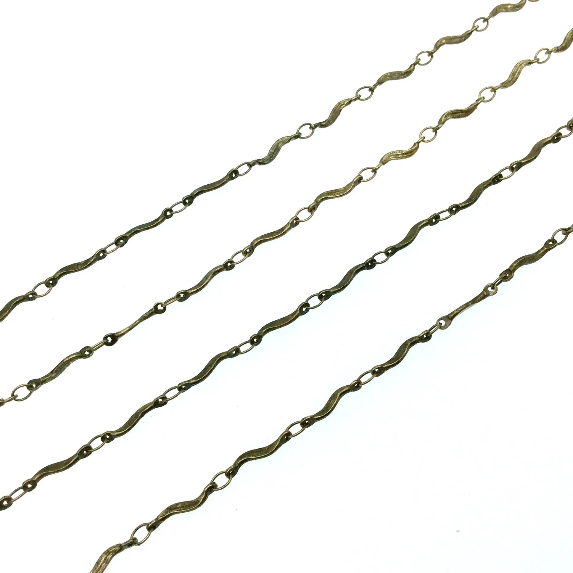 Bronze Plated Copper Link Chain - 10mm Wavy Links - CUTE and Delicate - Sold By the Foot!   (CH-464-BR)