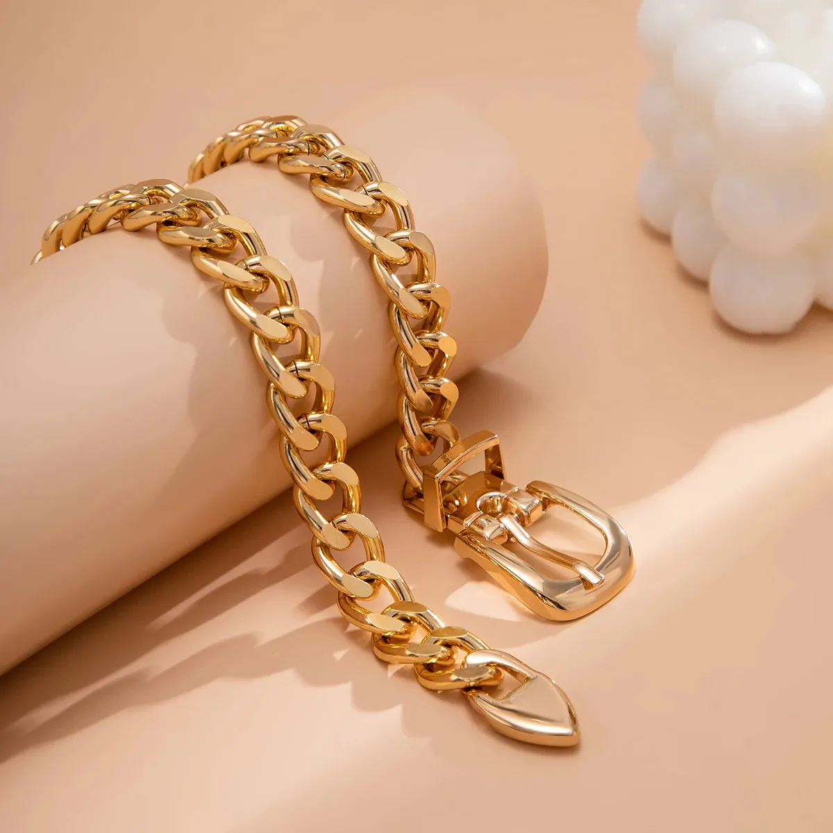 Cuban Chunky Chain Choker Punk Exaggeration Belt Buckle Necklace for Women Vintage Heavy Metal Thick Chain Short Necklace