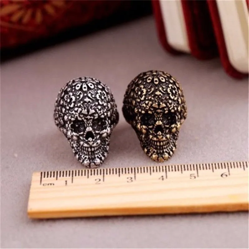 European And American Top Popular Alloy Vintage Retro Palace Carved Skull Ring Jewelry