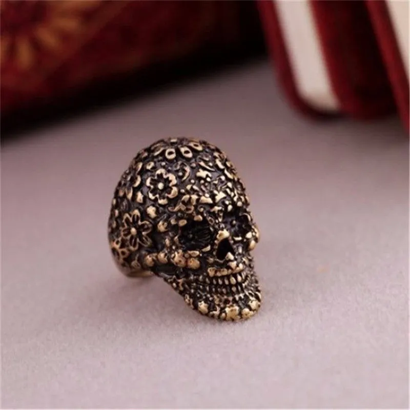 European And American Top Popular Alloy Vintage Retro Palace Carved Skull Ring Jewelry