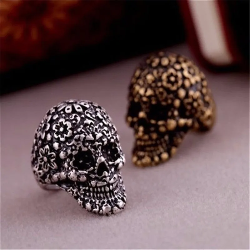 European And American Top Popular Alloy Vintage Retro Palace Carved Skull Ring Jewelry