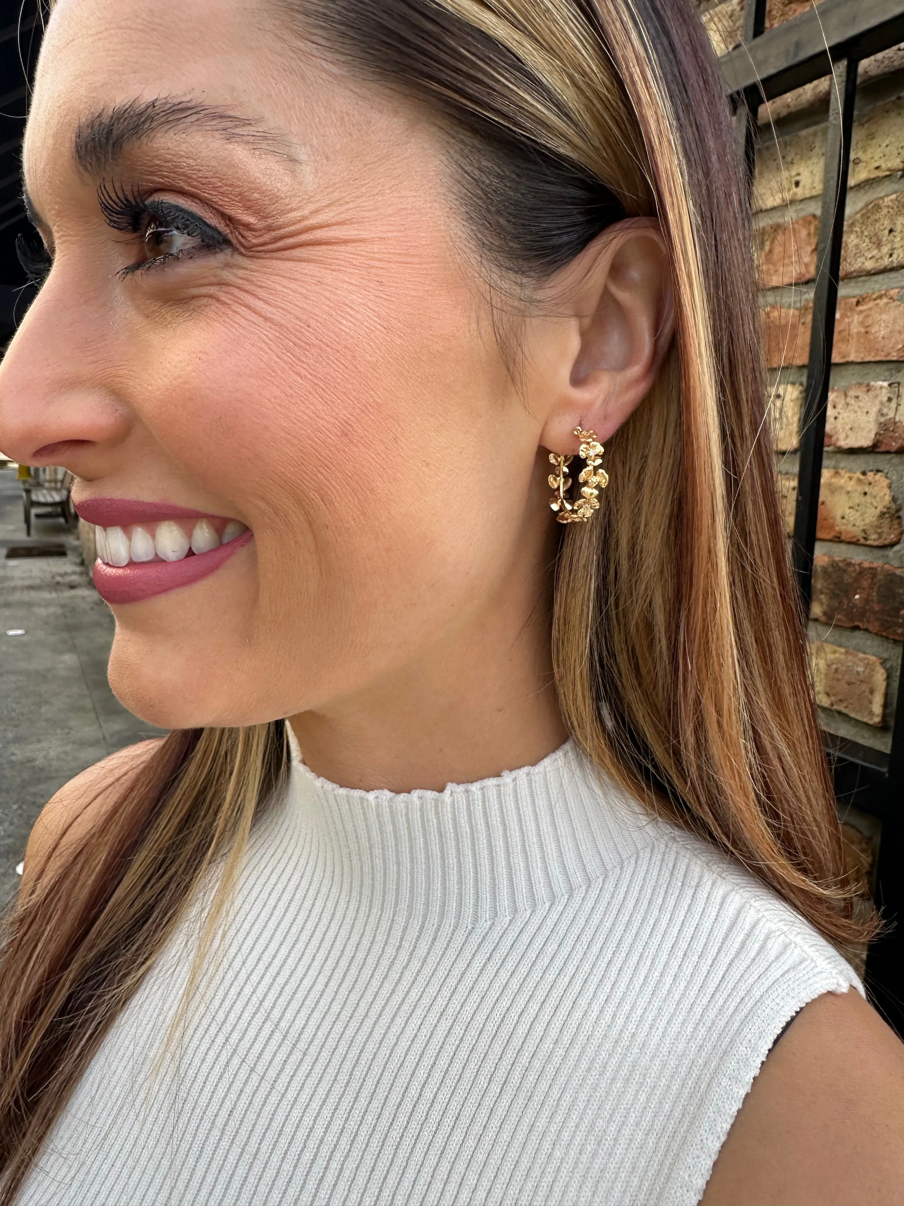 Flower Hoops- Gold