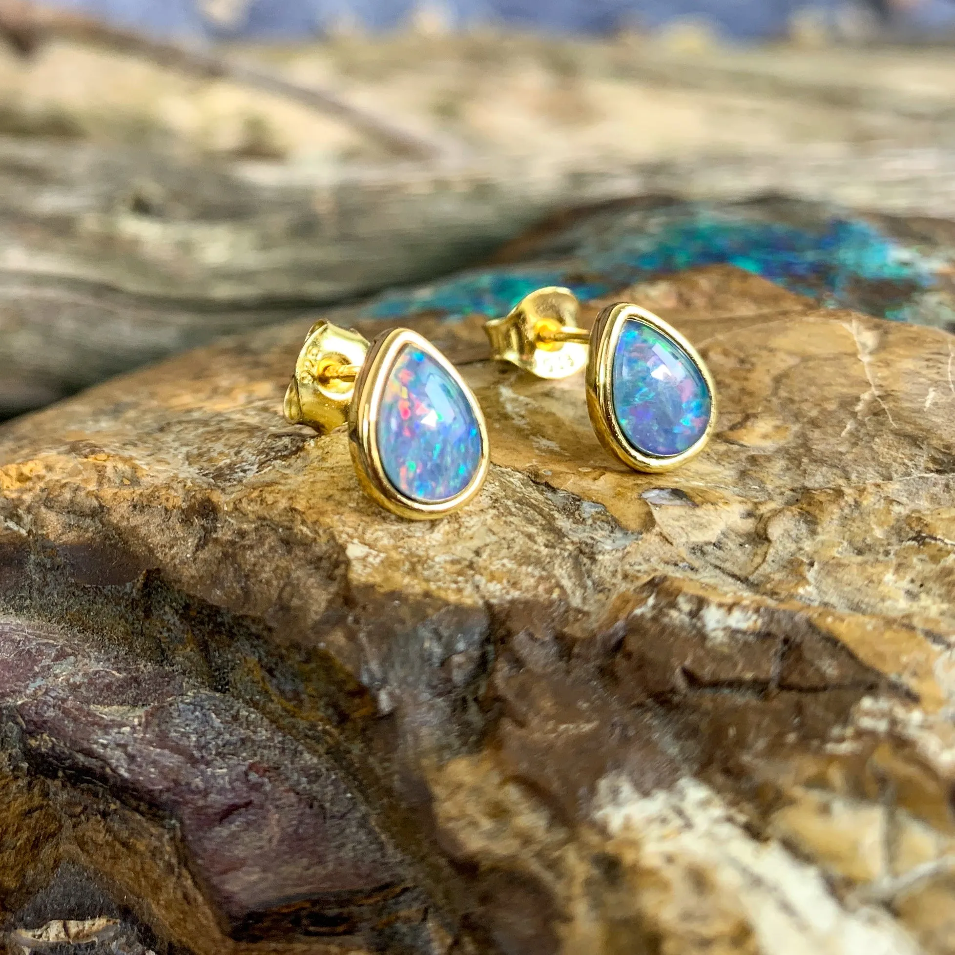 Gold plated Silver pair of earrings teardrop 8x5mm Opal triplet studs