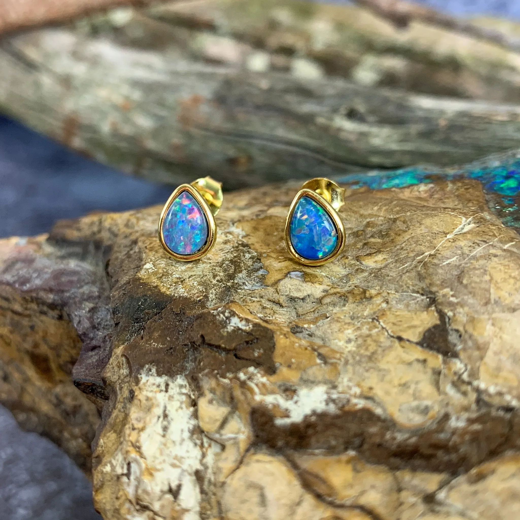Gold plated Silver pair of earrings teardrop 8x5mm Opal triplet studs