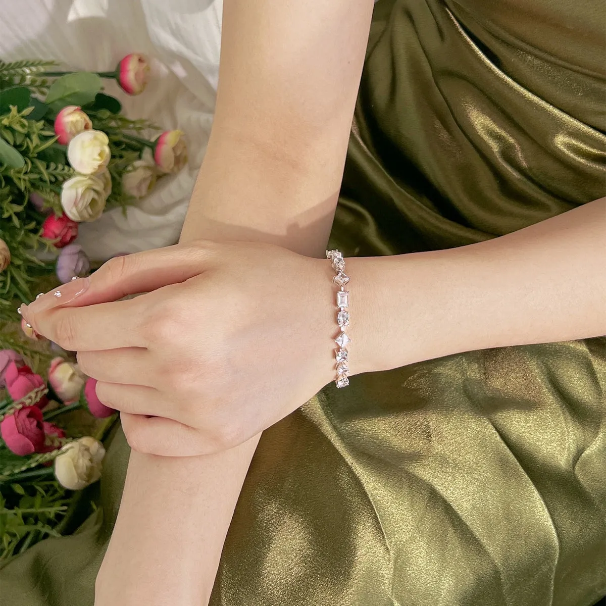 [Goodv]Unique Exquisite Multi Cut Daily Bracelet