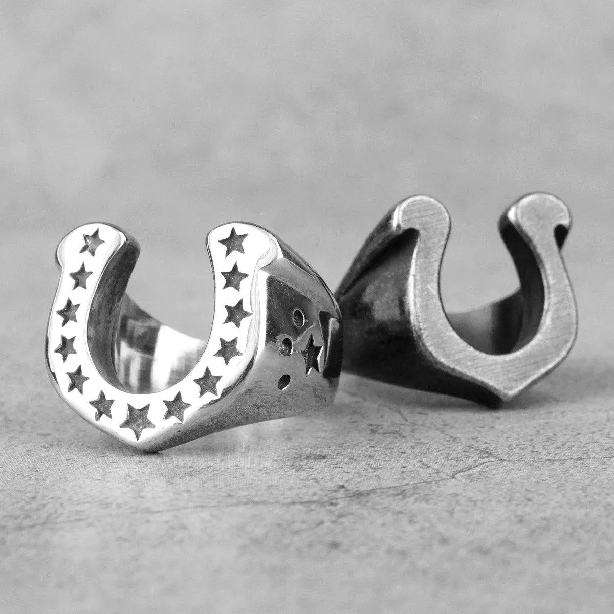 Horseshoe U-shaped Star Black Stainless Steel Men's Ring