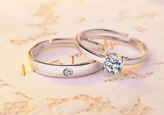 Mr. n Mrs. - Adjustable Finger Ring Set