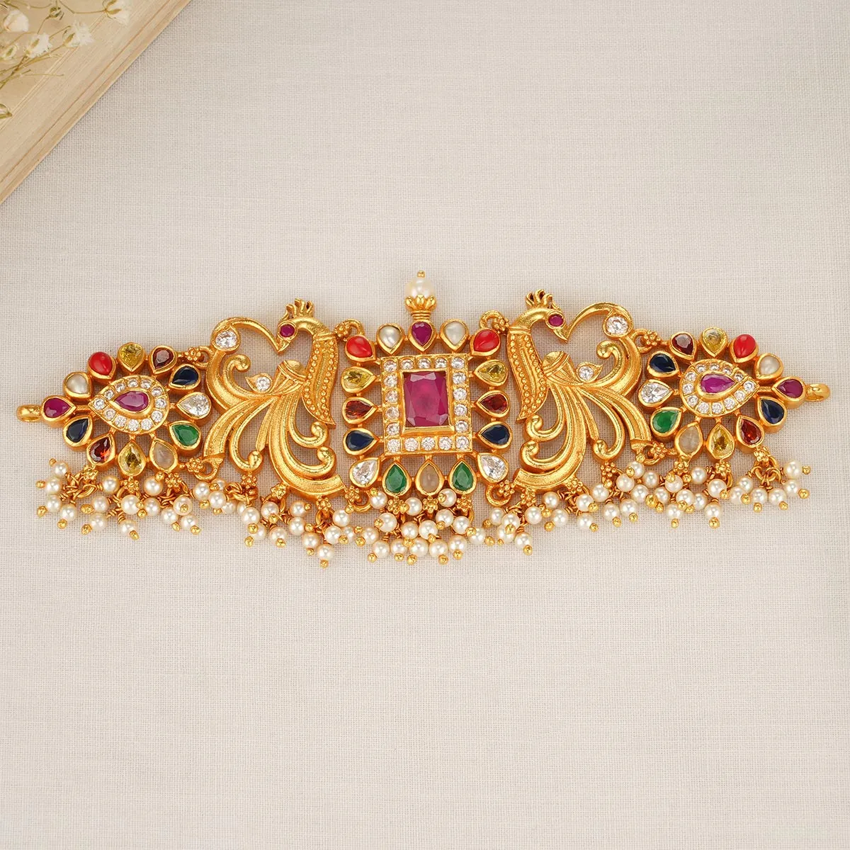 Navarathna Pavon Choker