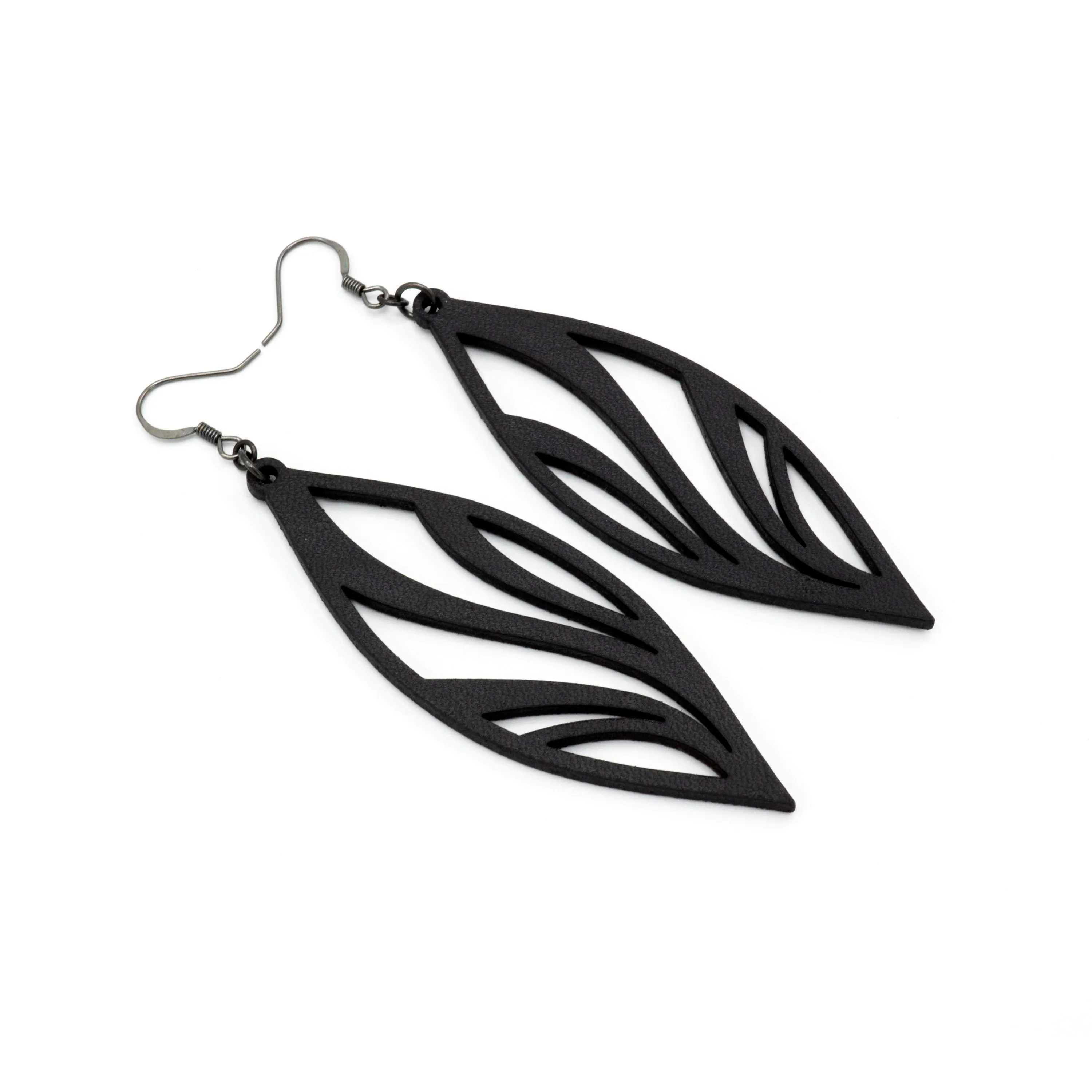 Petal 02 [L] // Leather Earrings - Black
