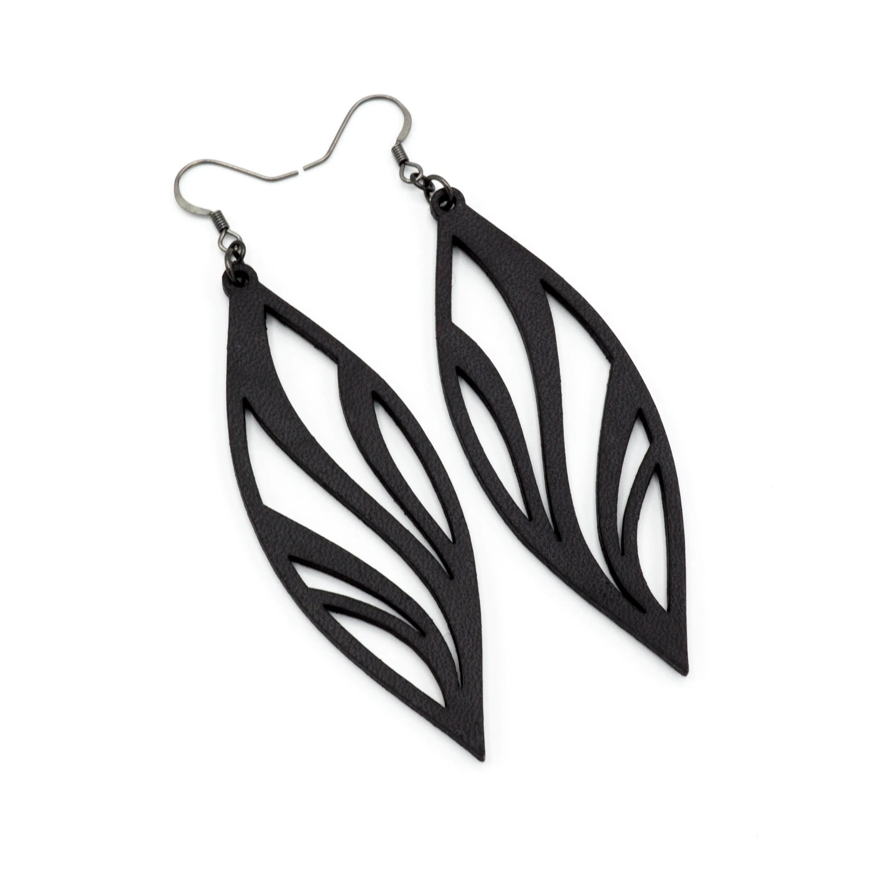 Petal 02 [L] // Leather Earrings - Black