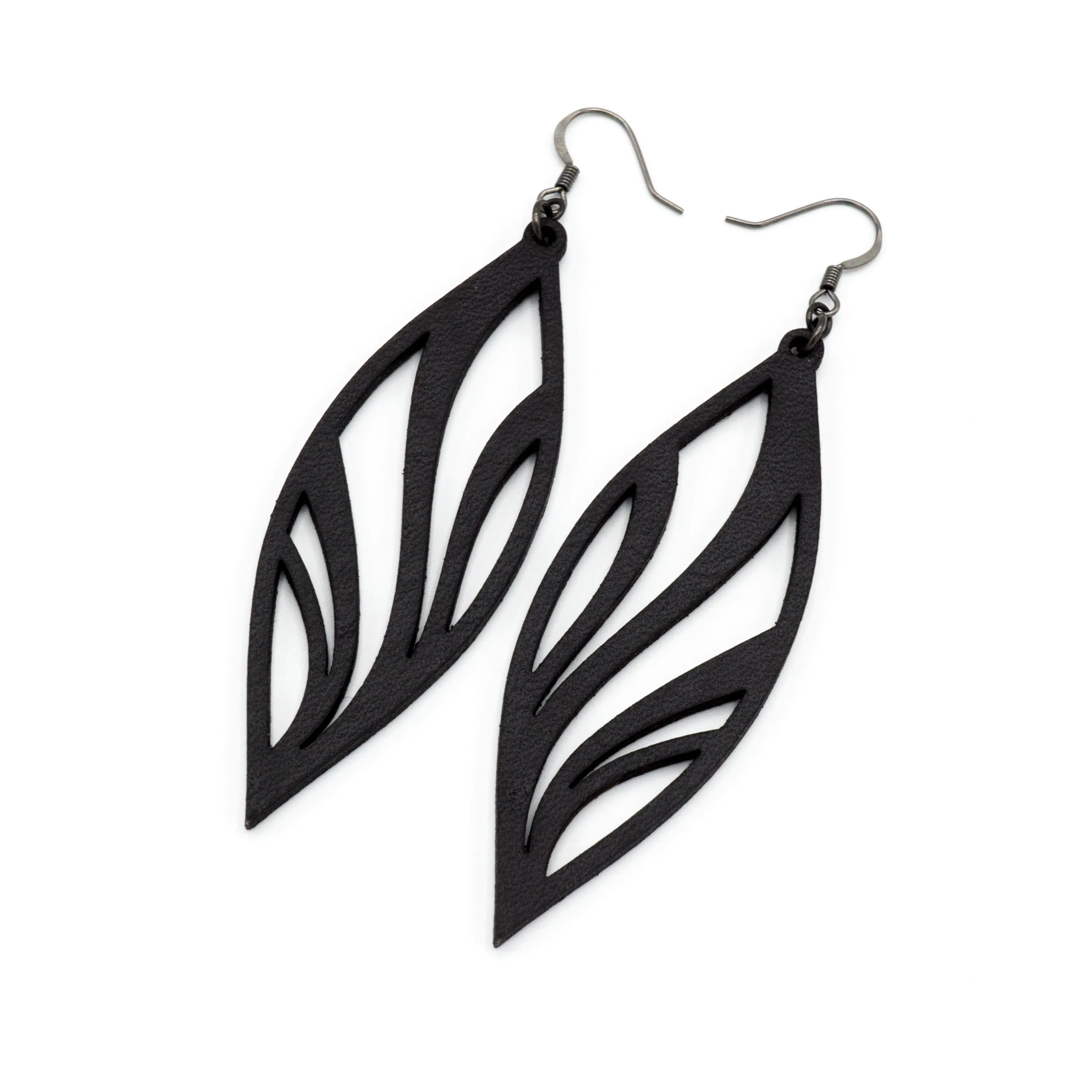 Petal 02 [L] // Leather Earrings - Black