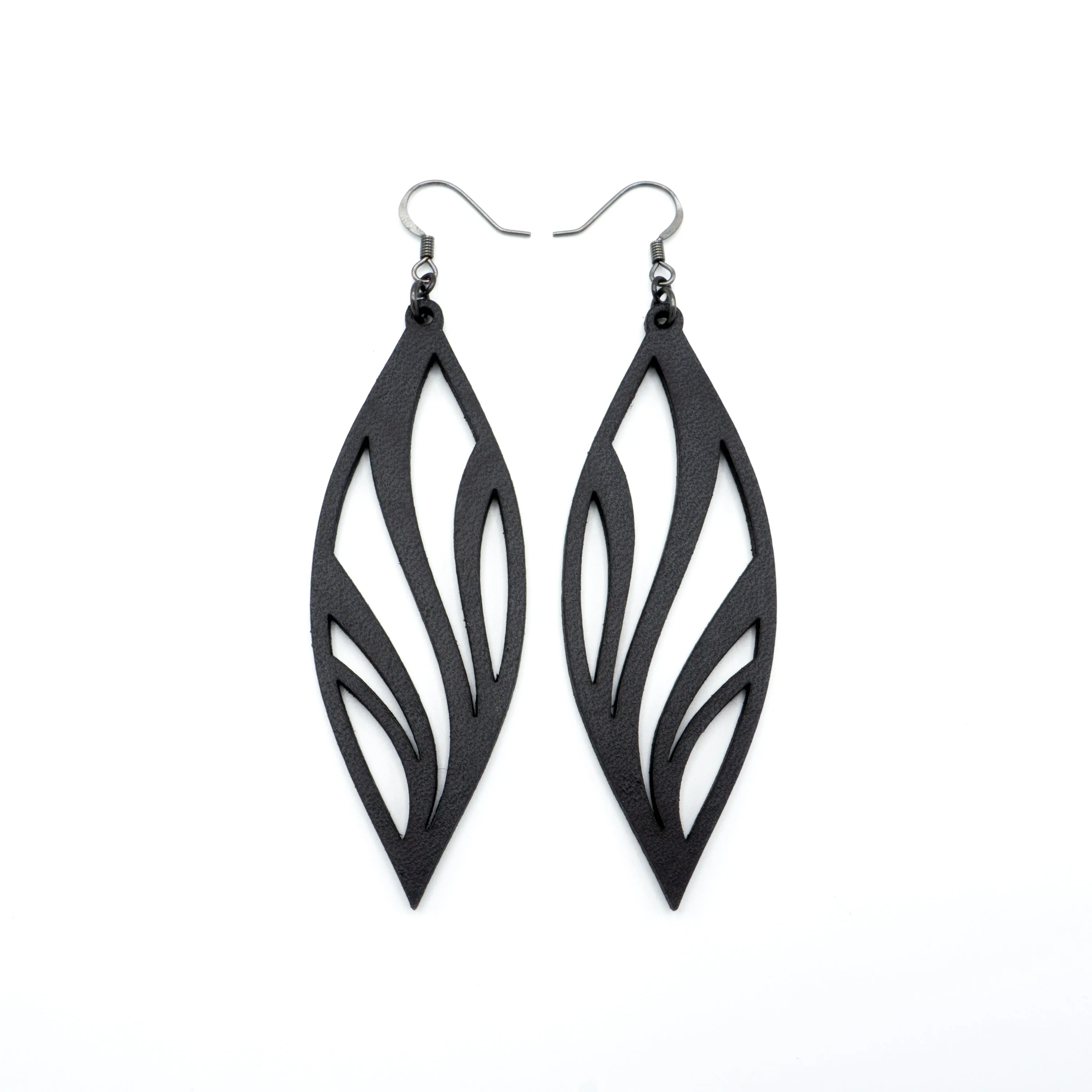 Petal 02 [L] // Leather Earrings - Black