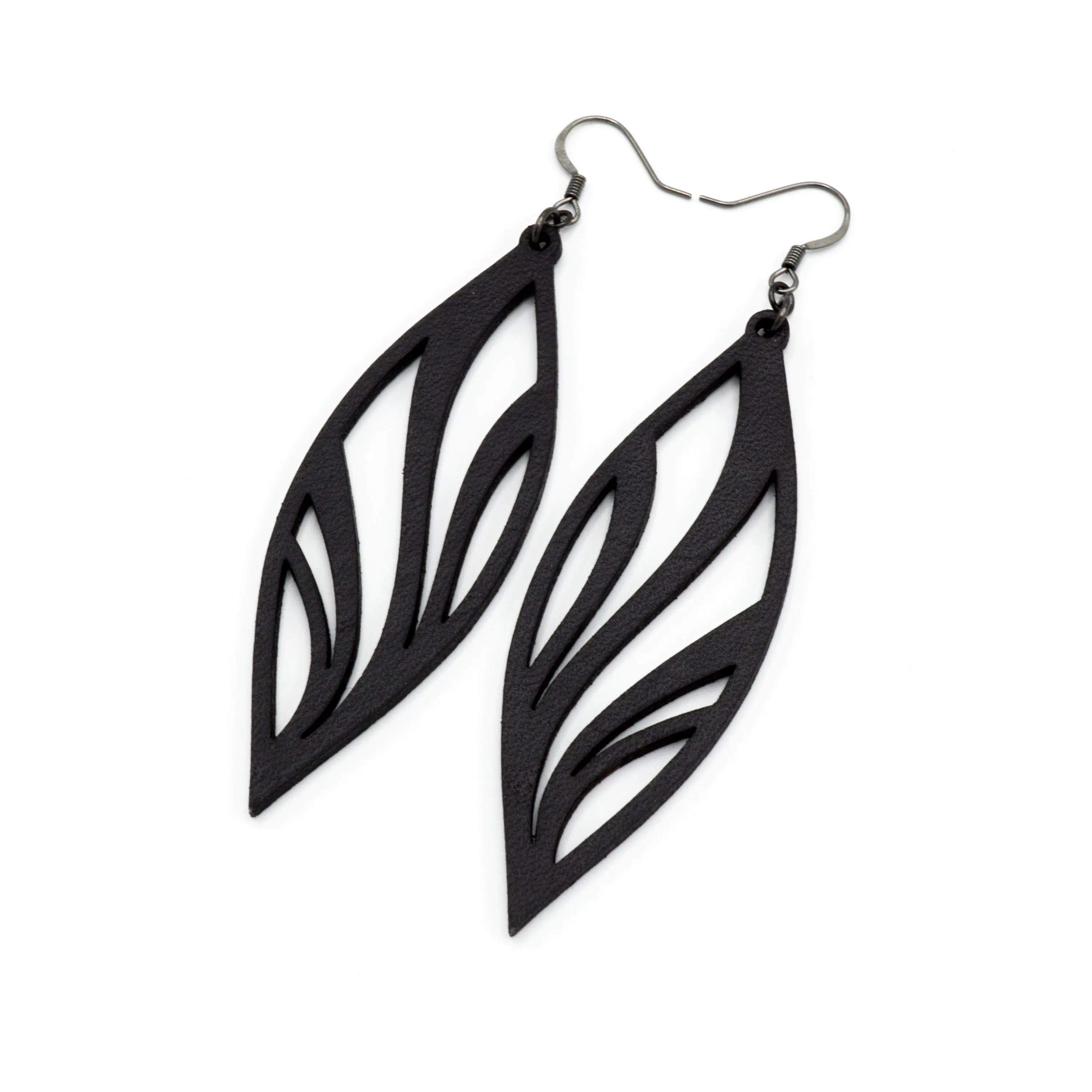 Petal 02 [L] // Leather Earrings - Black