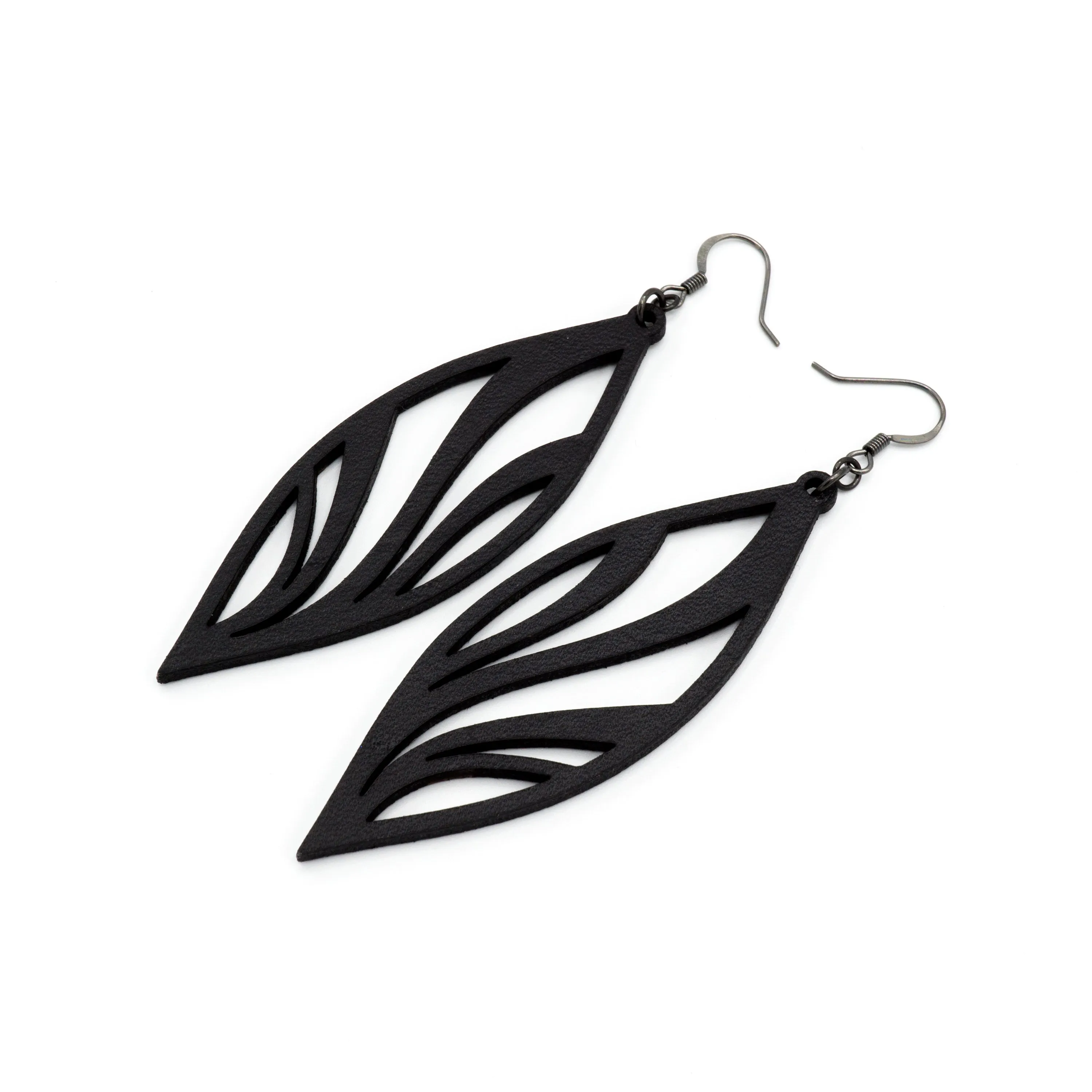Petal 02 [L] // Leather Earrings - Black