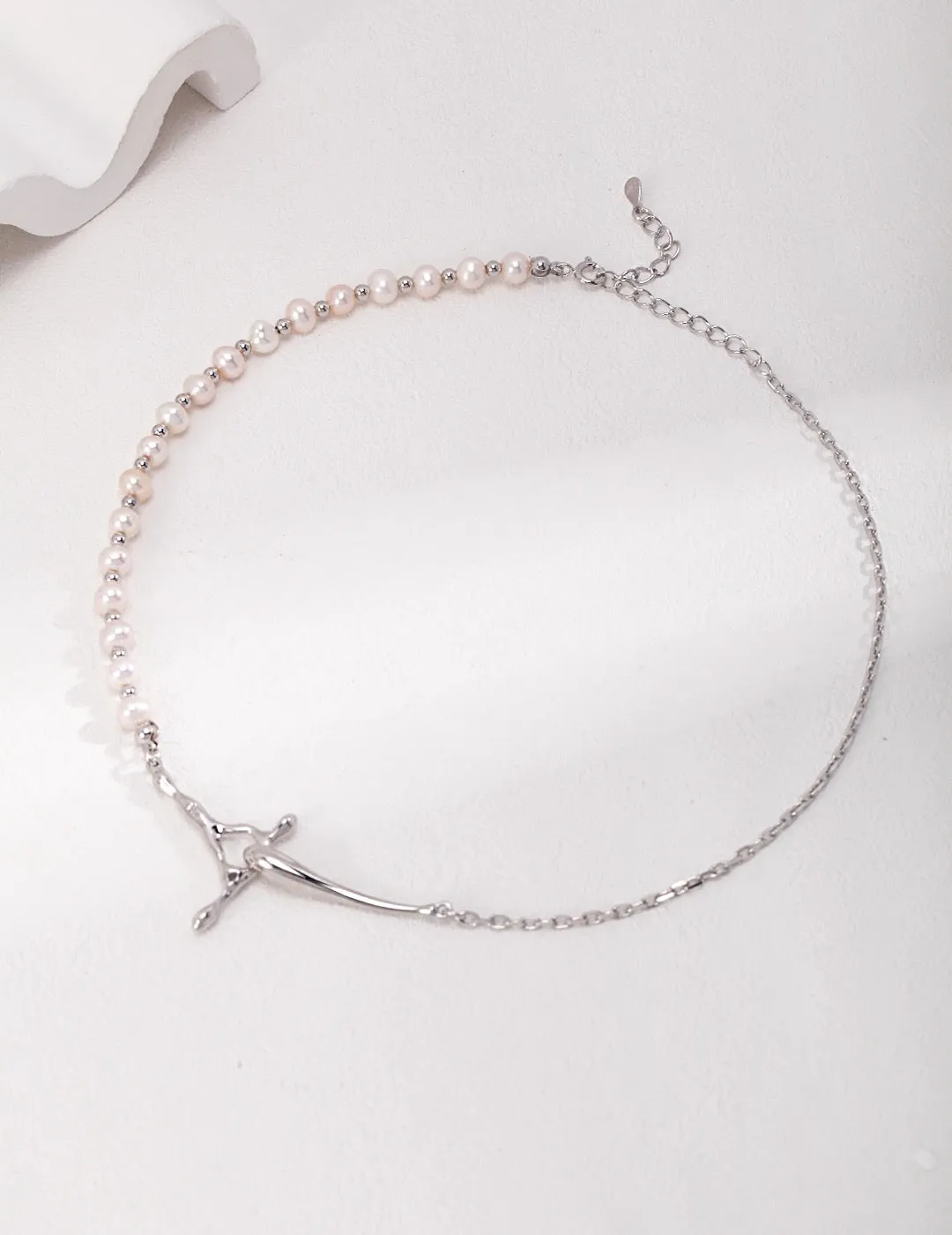 S925 Fluid Design Pearl Necklace