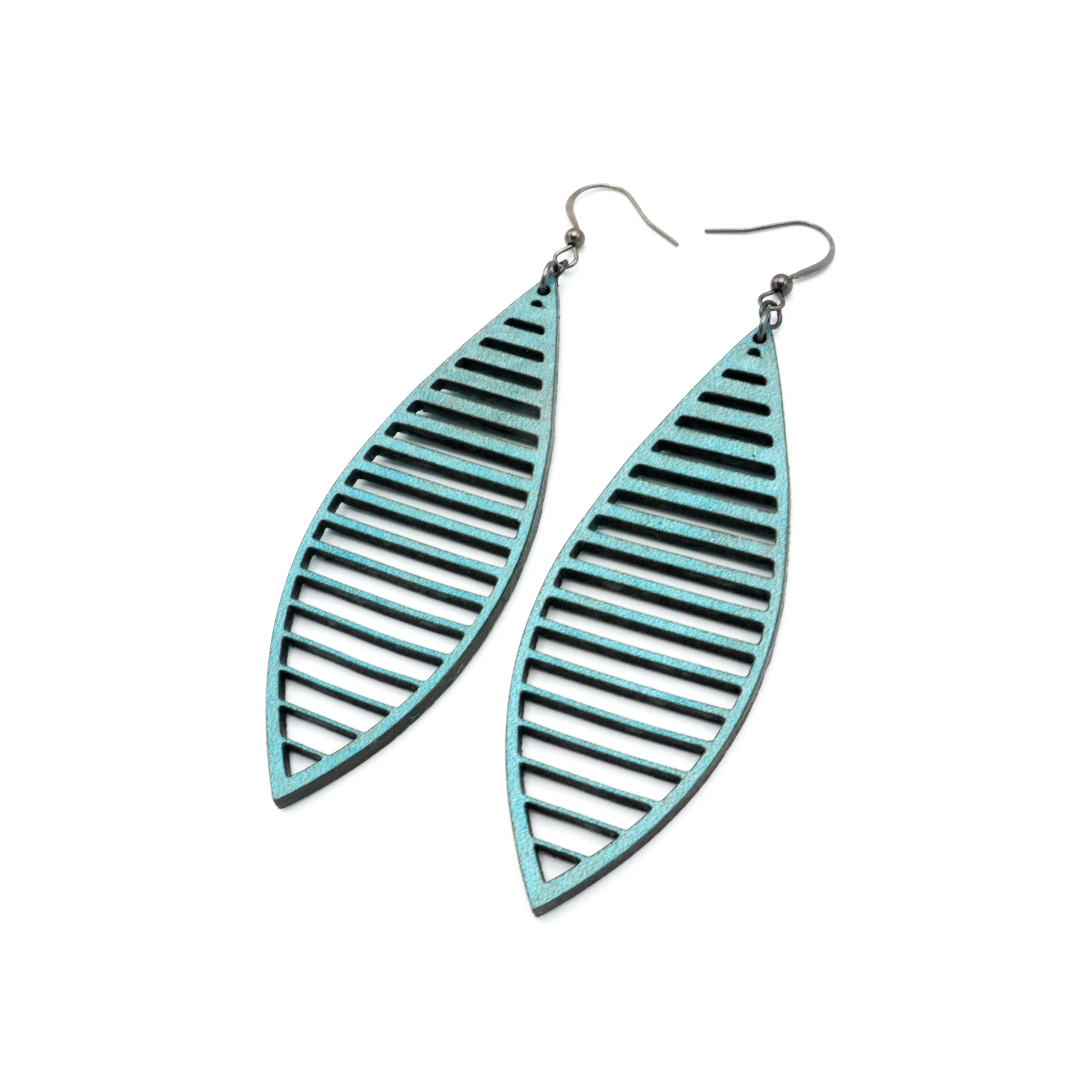 Terrabyte 11_5 // Leather Earrings - Turquoise Pearl