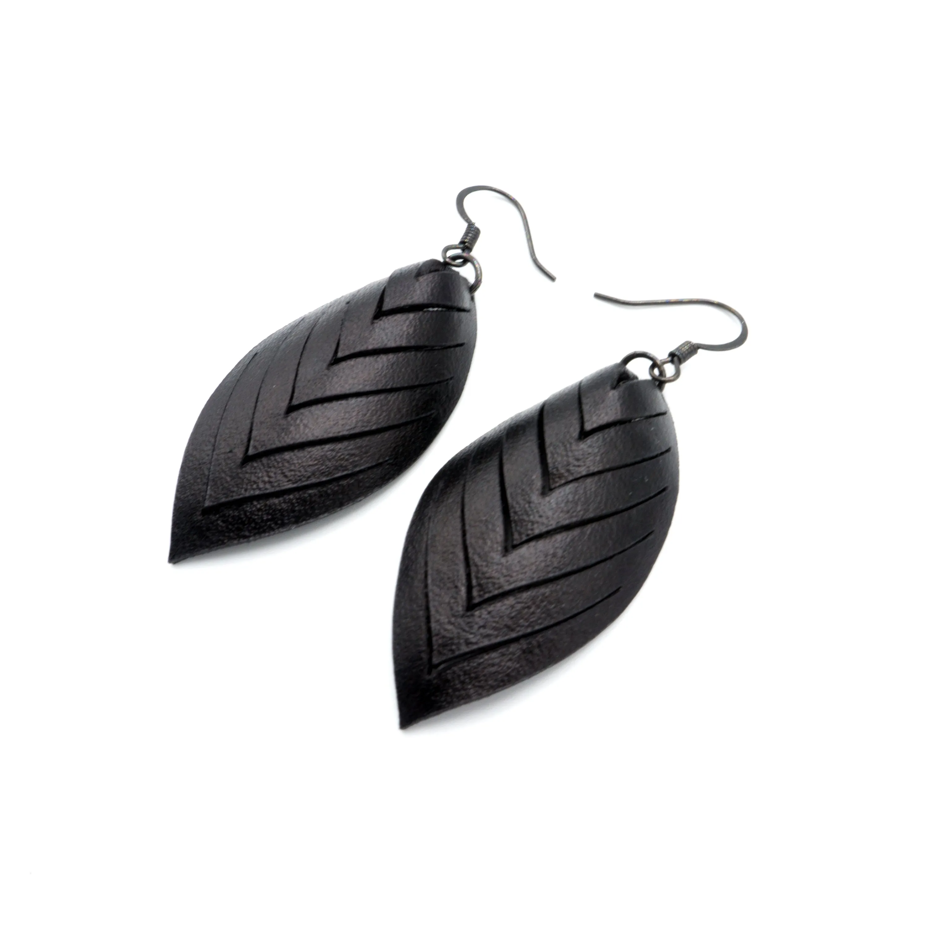 Terrabyte 14 [S] // Leather Earrings - Black