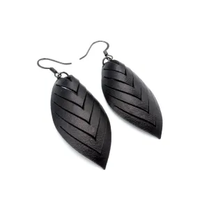 Terrabyte 14 [S] // Leather Earrings - Black