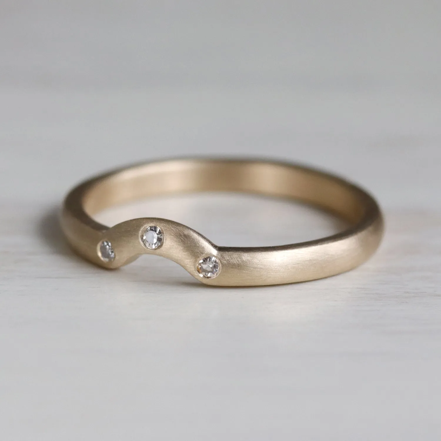 Three Stone Half-circle Contour Band •