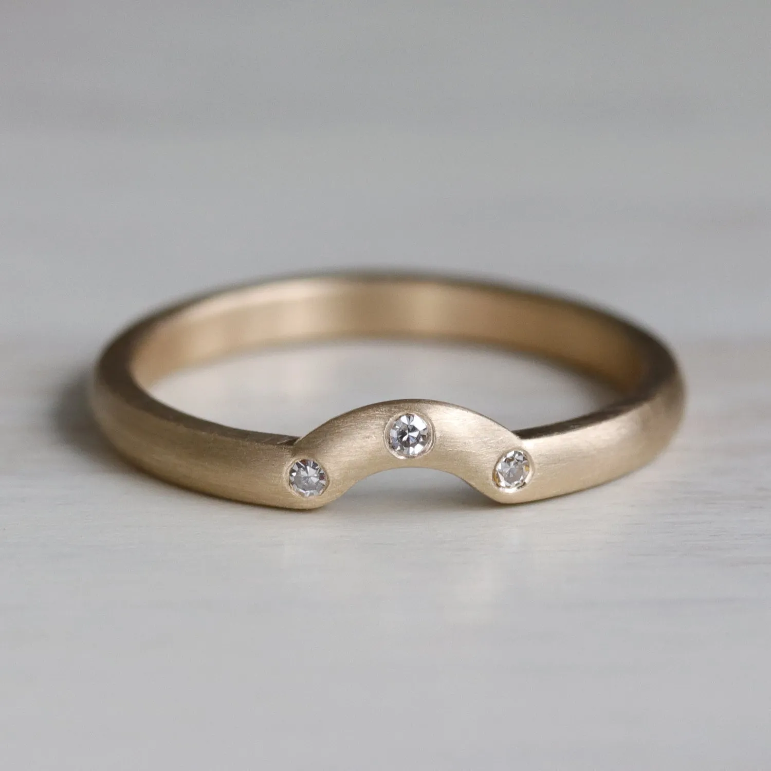 Three Stone Half-circle Contour Band •